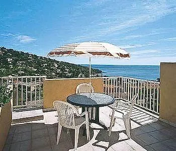 Hydra Hotel 3*
