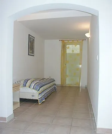 Hydra Hotel